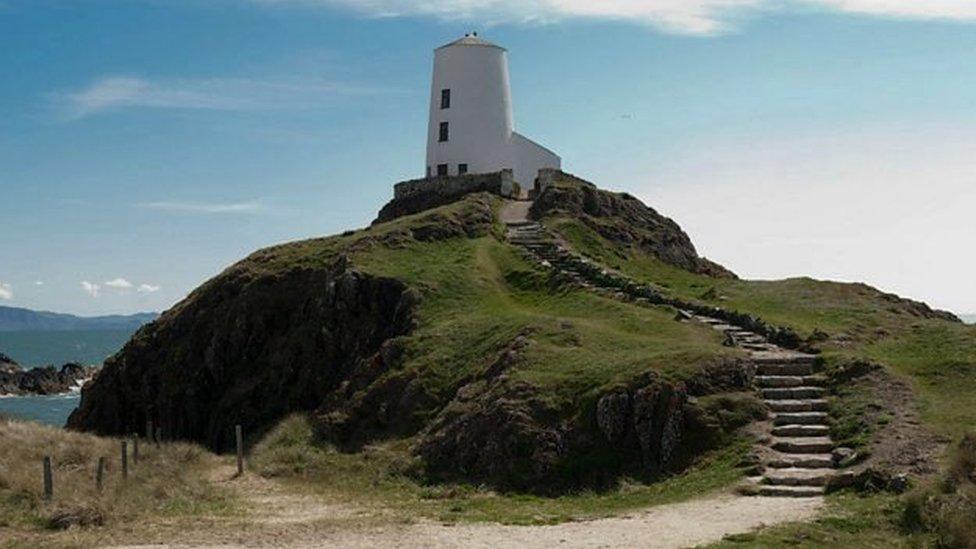 Ynys Llanddwyn