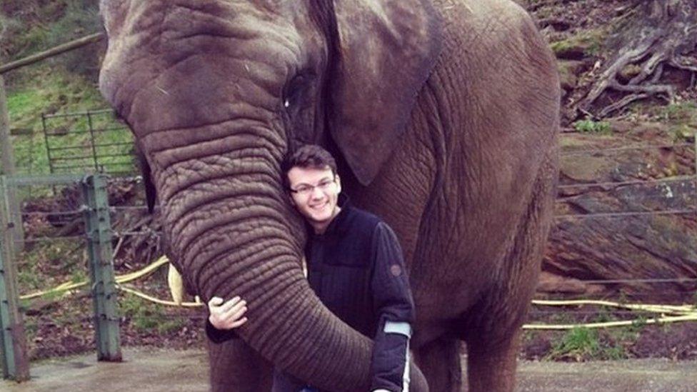 Stephen Sutton and an elephant