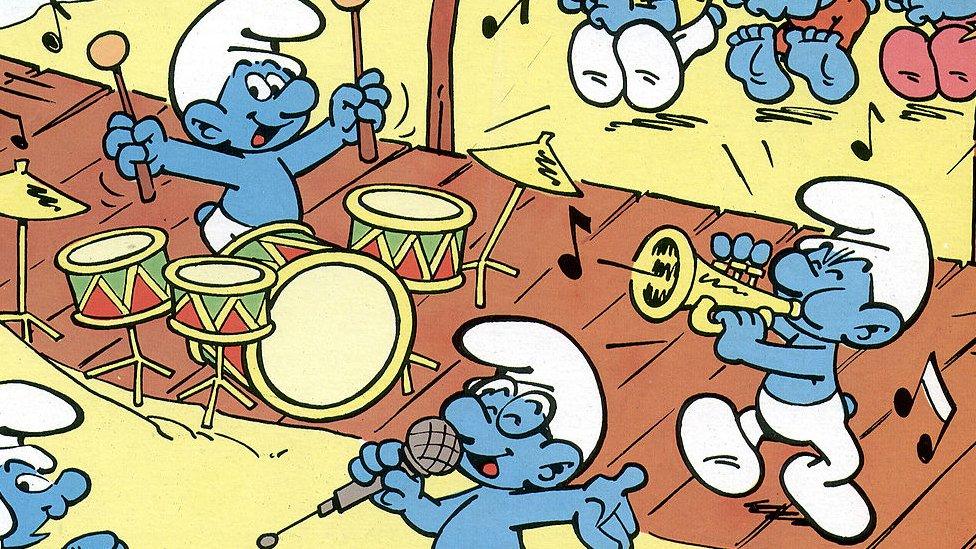 The Smurfs playing music