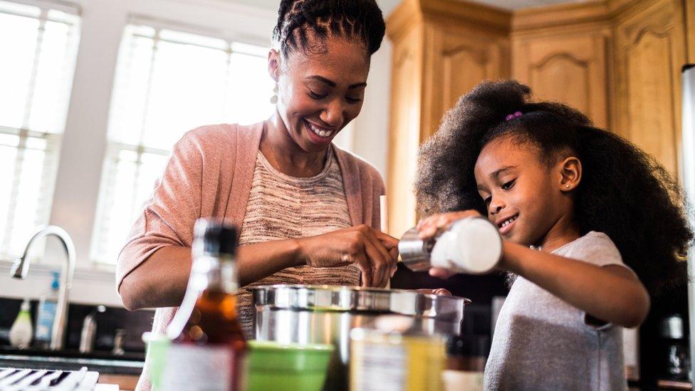 mum-and-daughter-cooking.