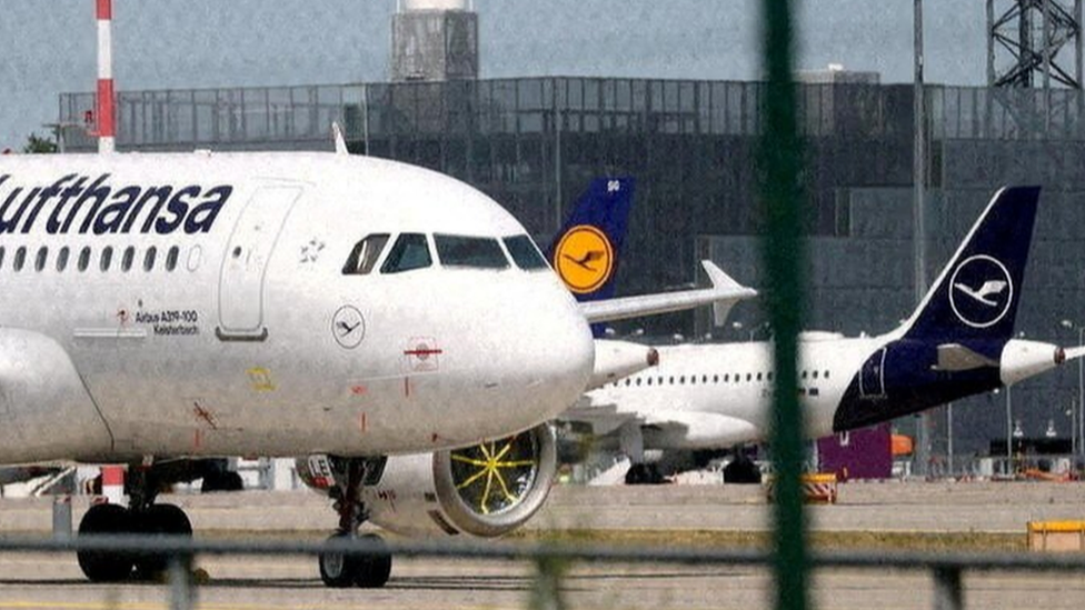 Lufthansa plane