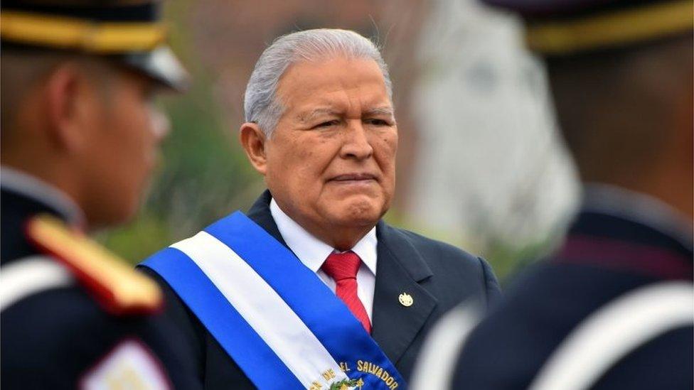 Salvadorean President Salvador Sánchez Cerén stands after delivering the annual address to the nation on his fourth year in office to the legislature in San Salvador on June 1, 2018.