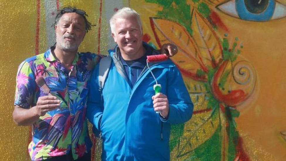 Derek Brockway helped Raul Speek in Solva for the TV programme Weatherman Walking