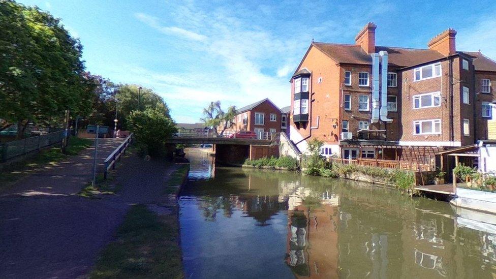 Leighton Buzzard stretch of the Grand Union Canal