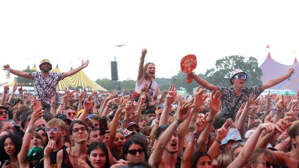 crowd at Reading festival 2022