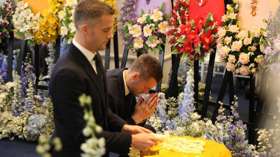 Jamie Vardy praying at the temple