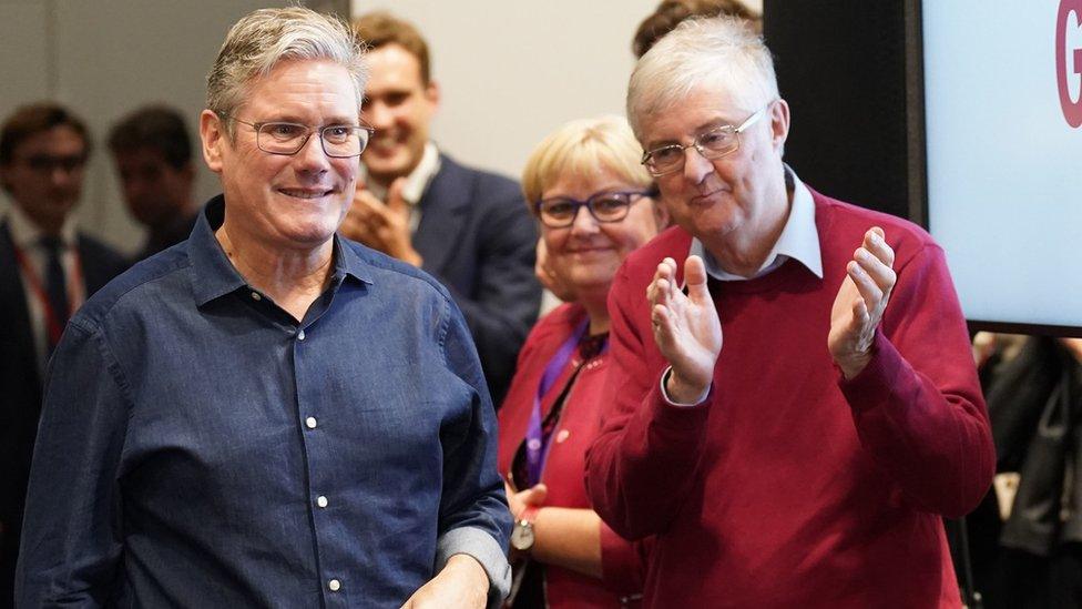 Mark Drakeford a Keir Starmer