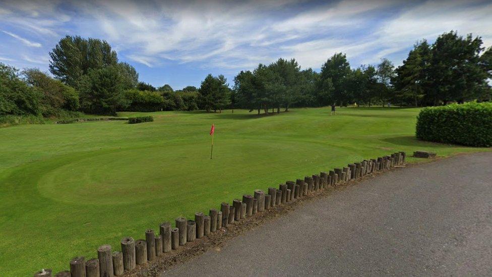 A picture of a green at Kendleshire Golf Club in Coalpit Heath