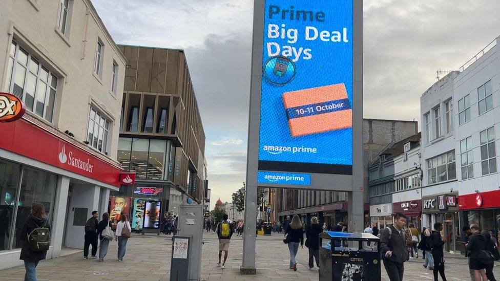 Amazon advert on Northumberland Street