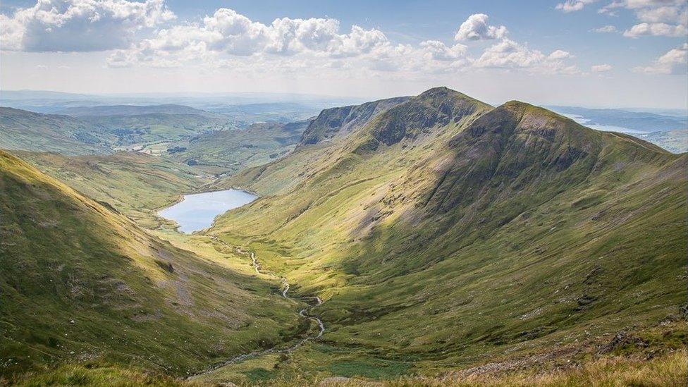 Kentmere Horseshoe view