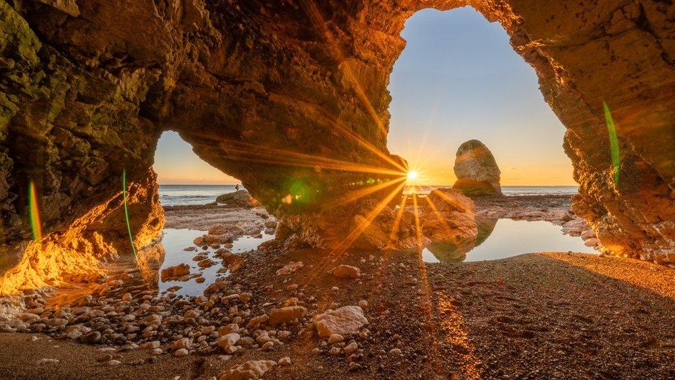 MONDAY - Freshwater Bay