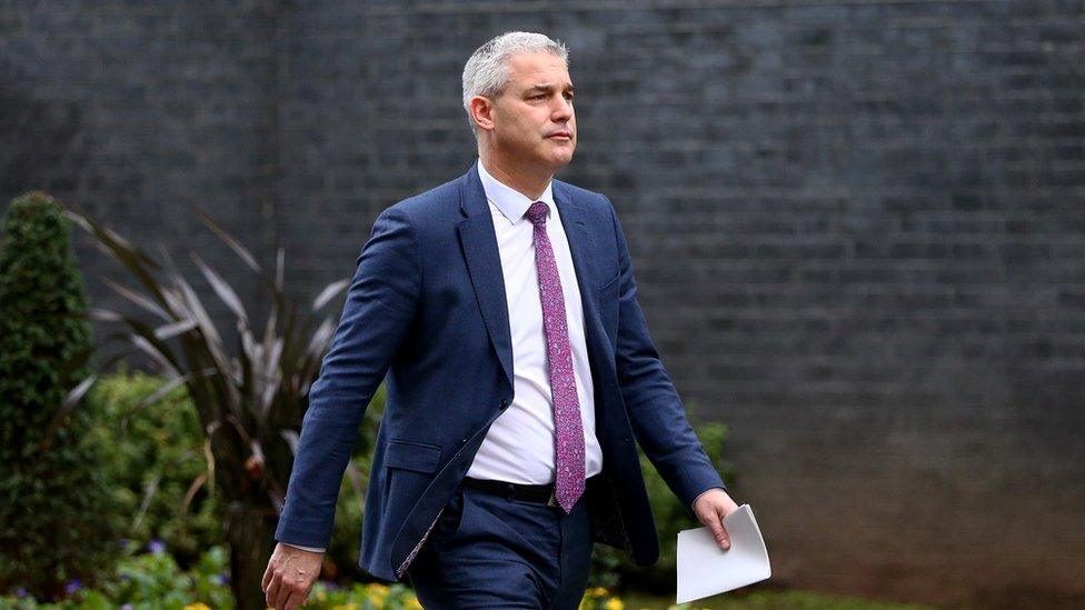 Steve Barclay outside Downing Street