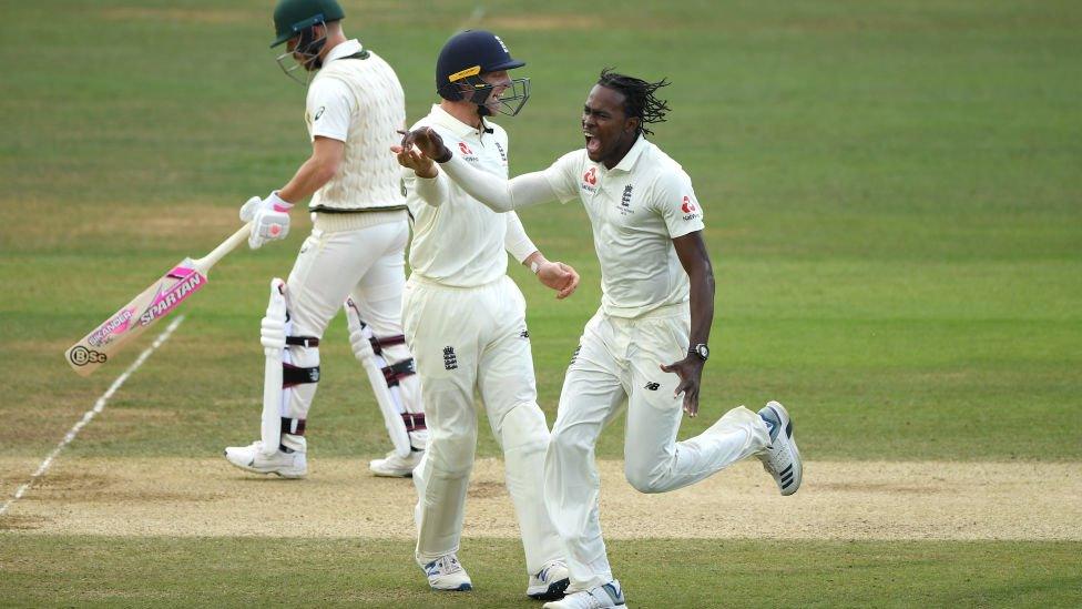 Jofra-Archer.