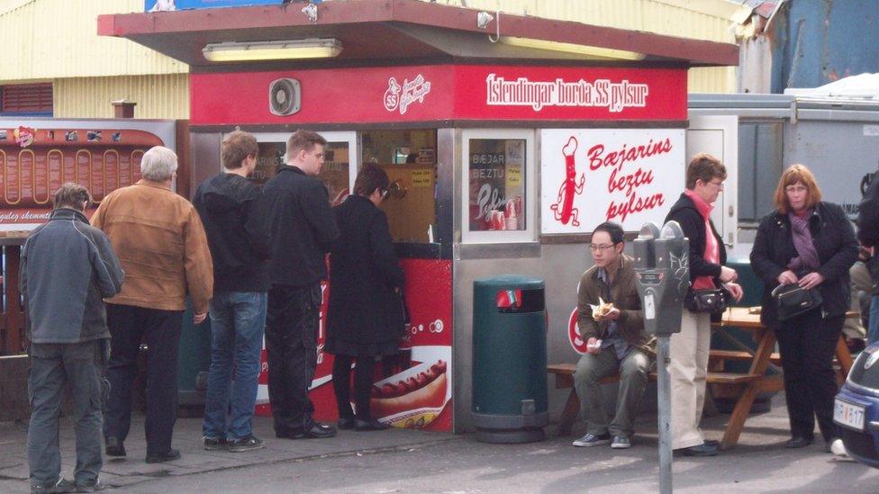 The Baejerins Beztu stand at its original location in Reykjavik