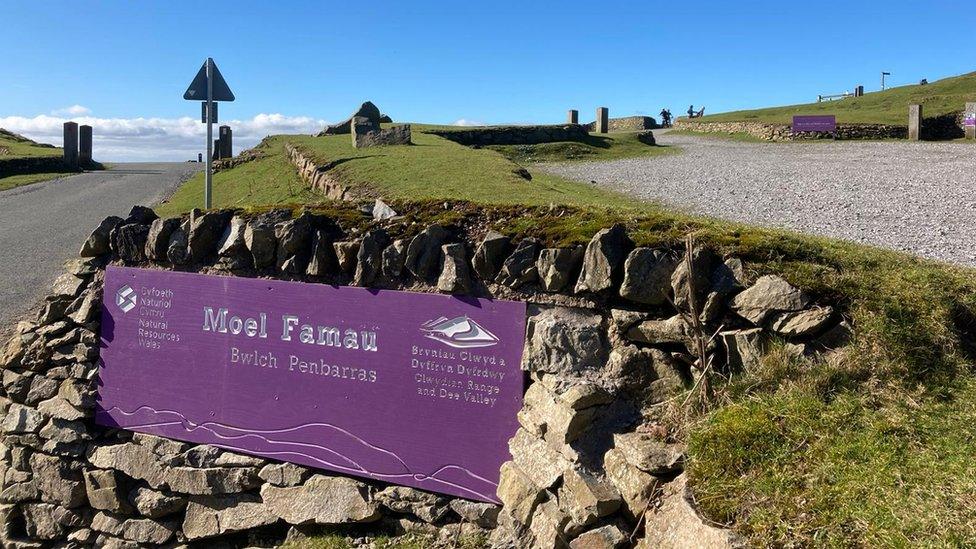 Moel Famau car park