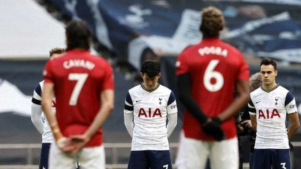 Manchester United and Tottenham Hotspur players take part in a two-minute silnmce to remember the Duke of Edinburgh