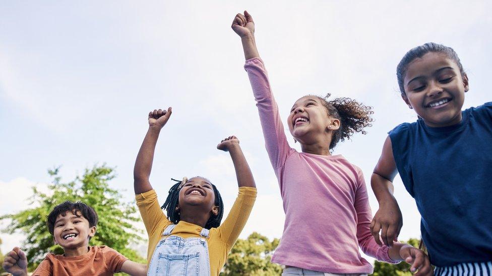 happy-children.