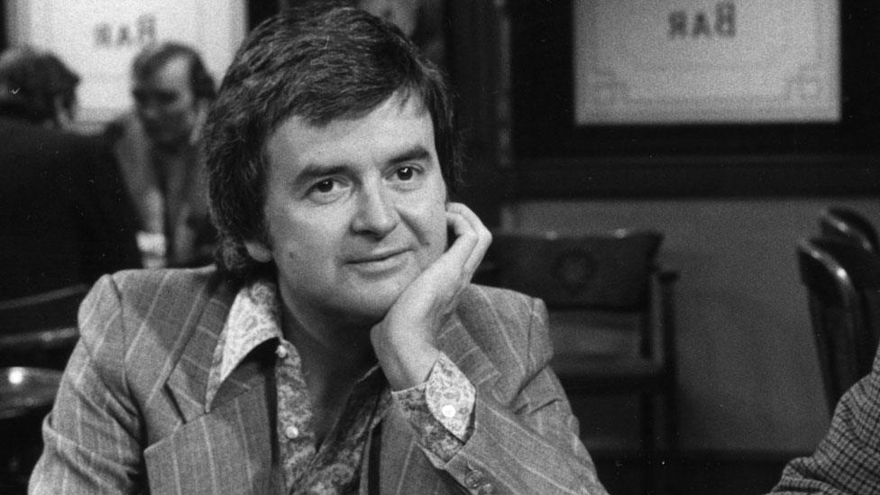 Rodney Bewes