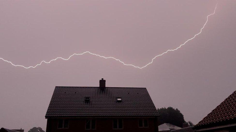 Lightning in Tunstall