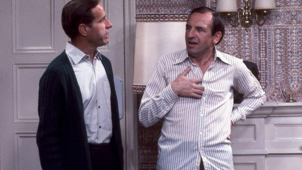 Leonard Rossiter with Geoffrey Palmer