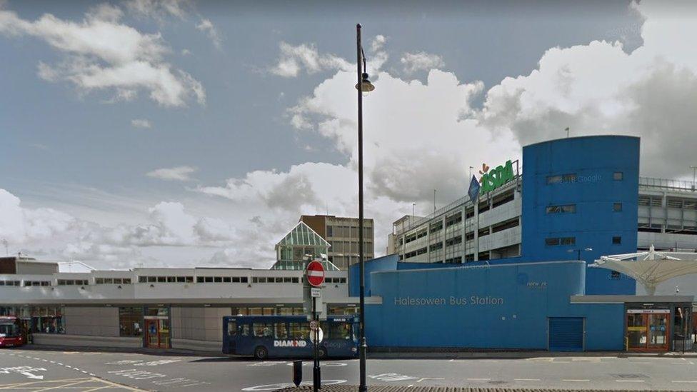 Halesowen bus station