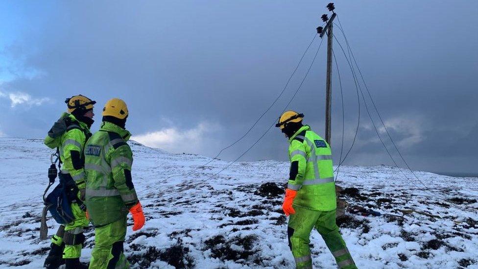 Engineers on Shetland