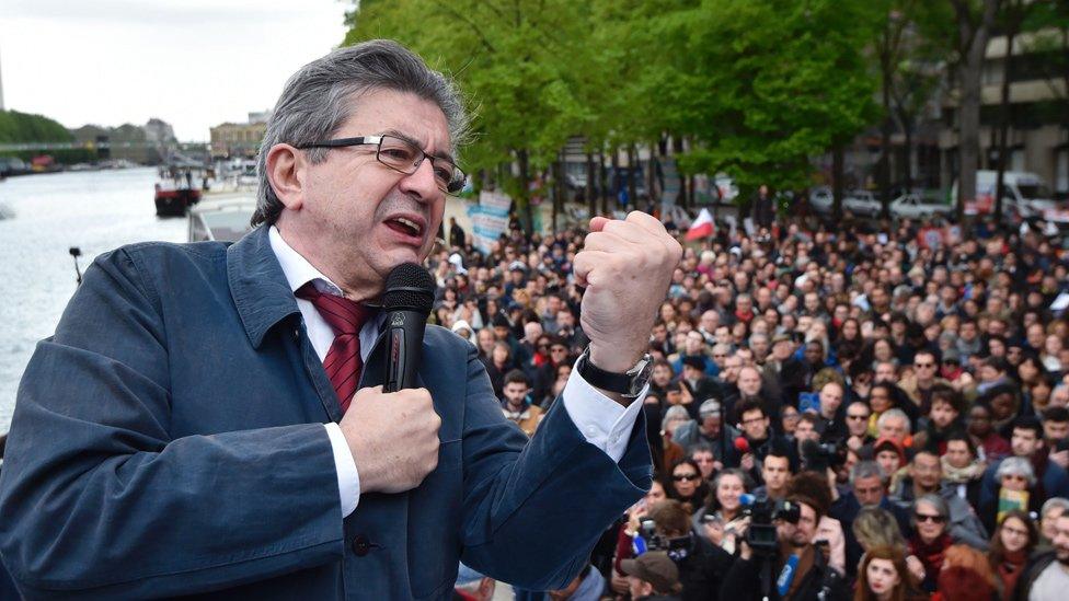 Mélenchon addresses Parisians from a barge, 17 Apr 17