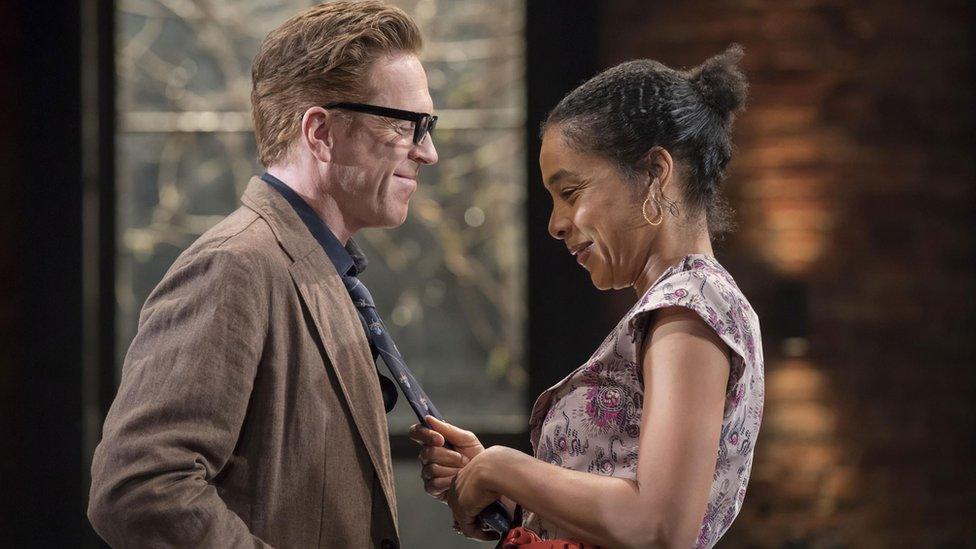 DAMIAN LEWIS (MARTIN), SOPHIE OKONEDO (STEVIE)