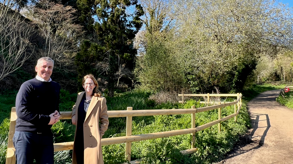 Alex Morel and Helier Smith at Val de la Mare Arboretum