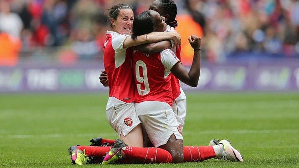 Arsenal players celebrate winning the Women's FA Cup Final in 2016