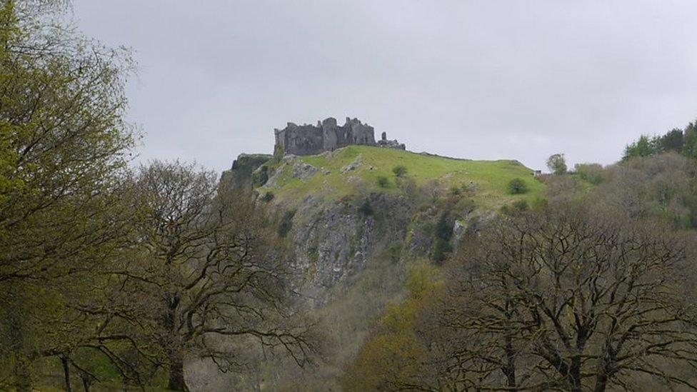 Castell Carreg Cennen