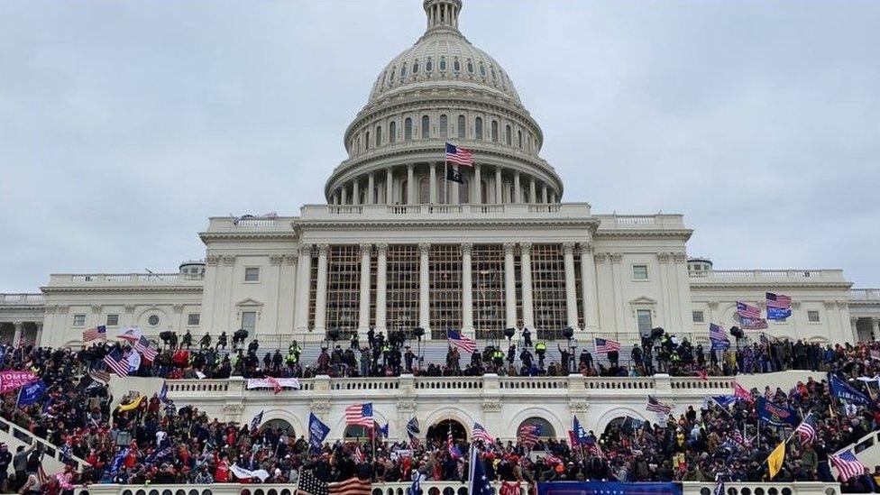 protestors-outside-capitol-building.