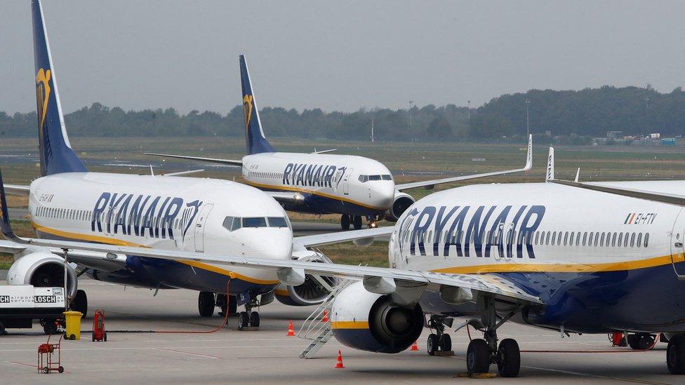 Ryanair planes