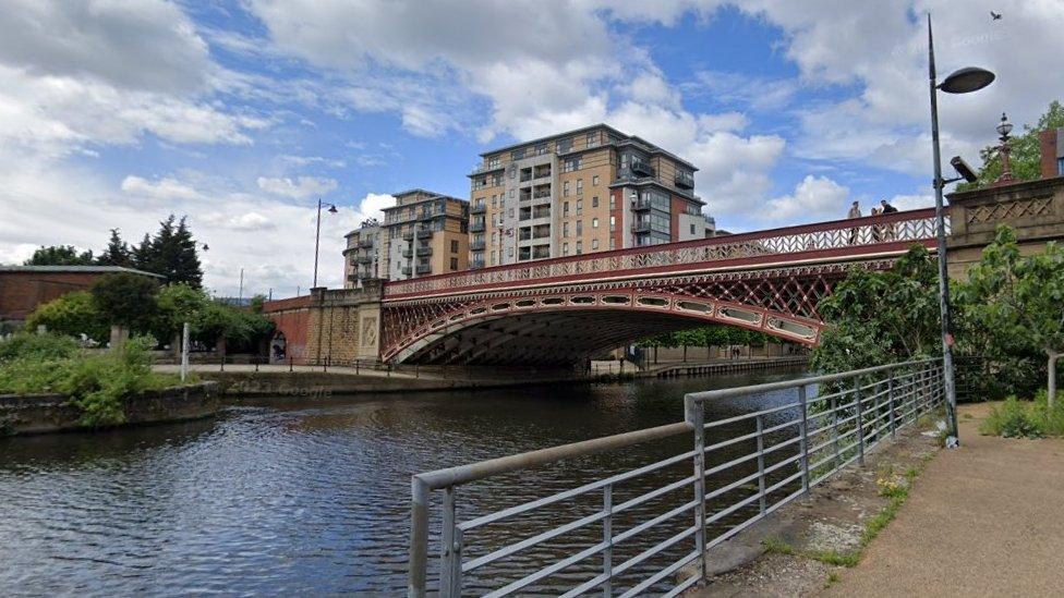 Crown Point Bridge