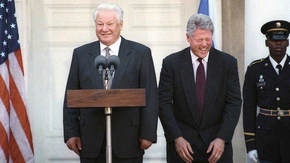 Bill Clinton and Boris Yeltsin at the press conference