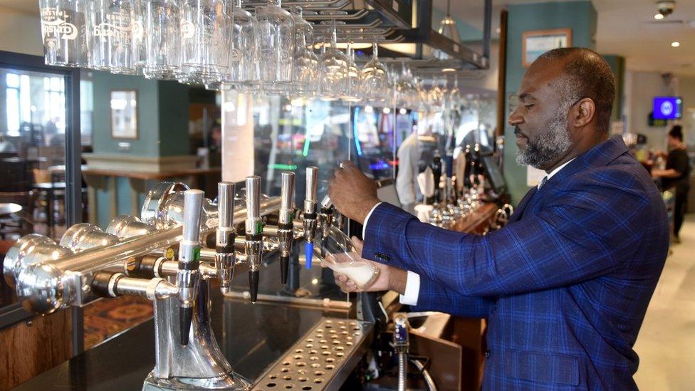 Cesar pulling pints