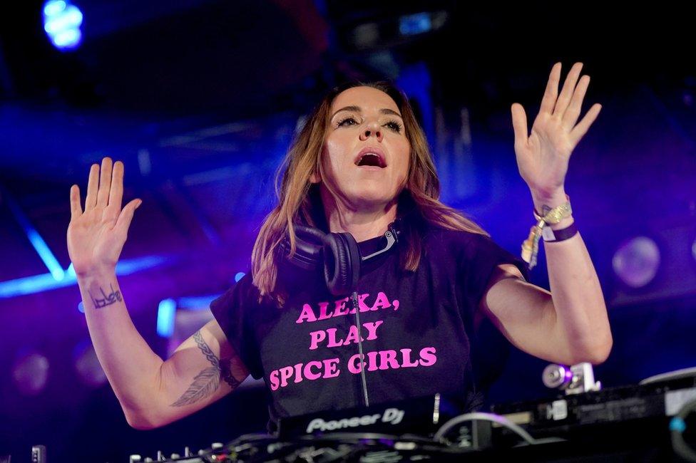 Melanie C plays Glastonbury