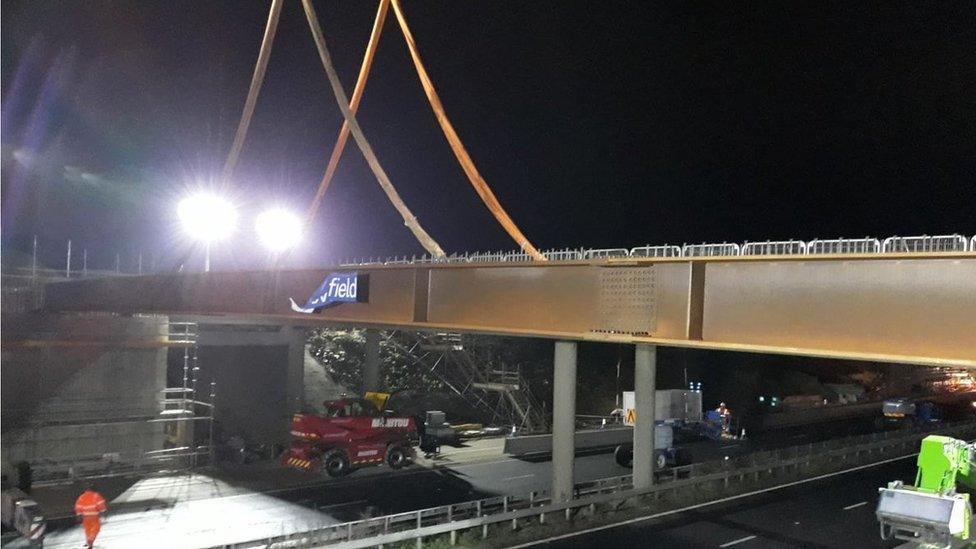 New bridge on the M20