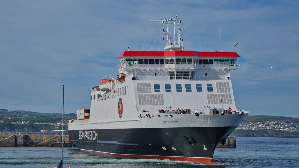 Ben-my-Chree turning in the harbour