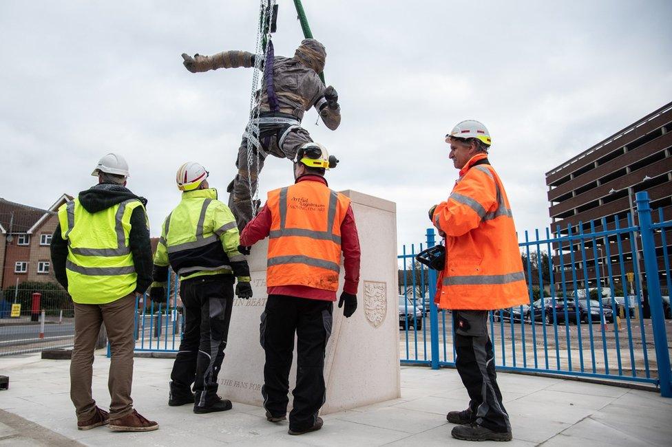 Kevin Beattie statue at Portman Road