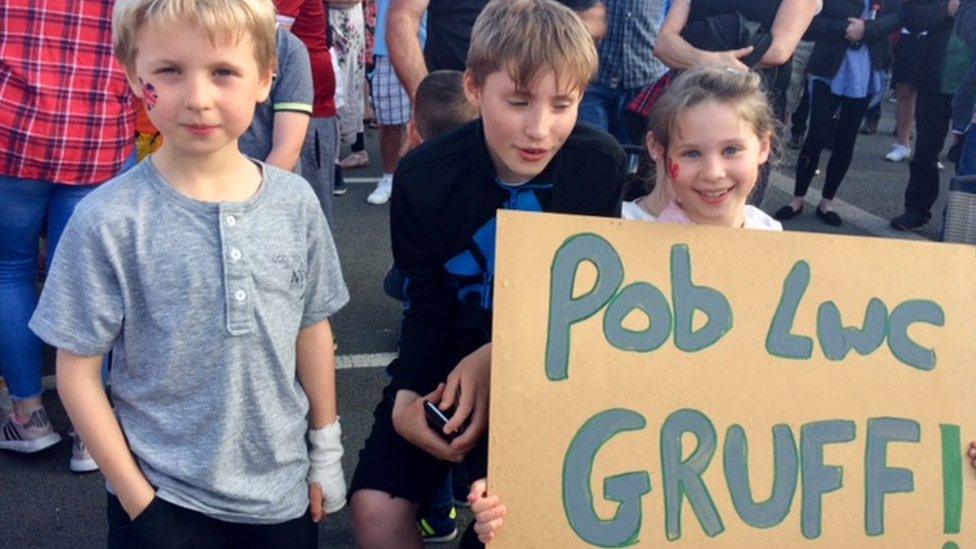 Supporters in Amlwch