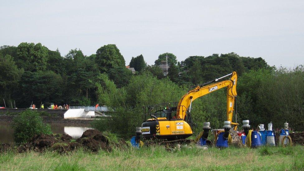 Pumps at reservoir