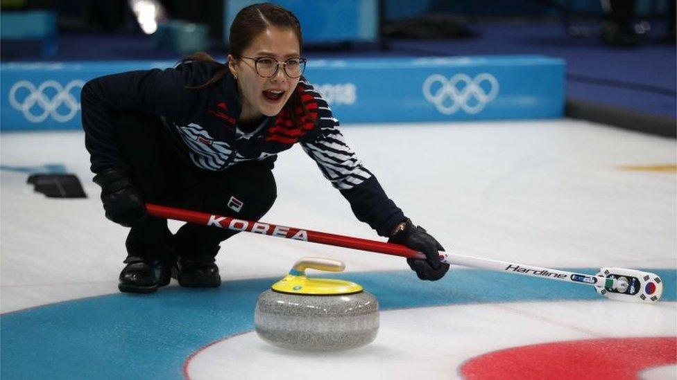 Skip Kim Eun-jung of South Korea shouts