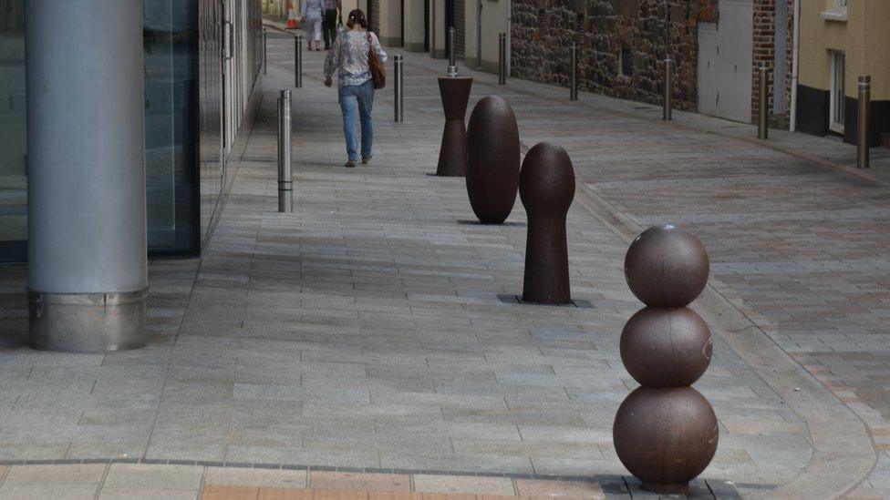 Antony Gormley bollards