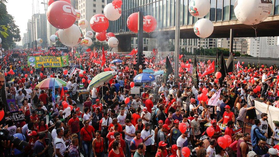 Pro-government protest in Sao Paulo