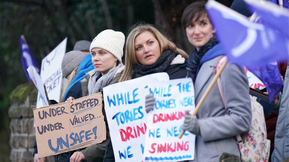 Picket line - Queen's Medical Centre