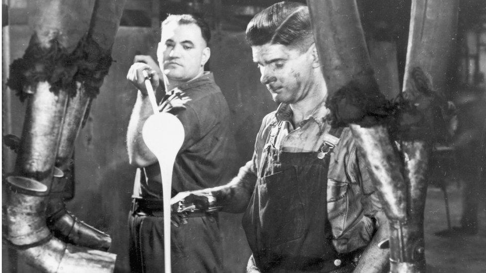 Glassmaking in Knottingley in the 1950s