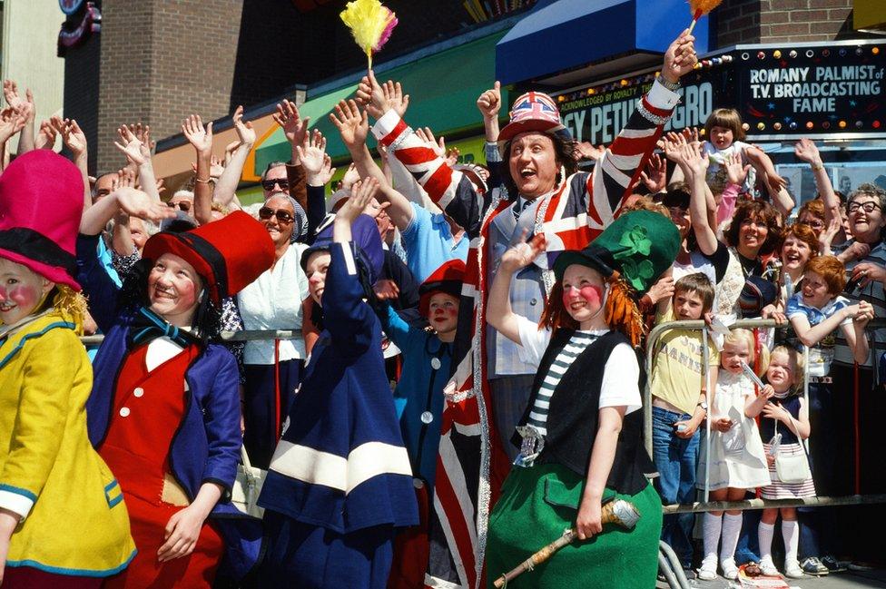 Sir Ken Dodd in Blackpool in 1974