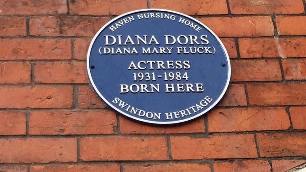 Diana Dors plaque