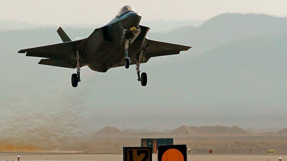 An Israeli F-35 fighter jet takes part in an exercise at Ovda air base, north of the Israeli city of Eilat, (11 November 2019)